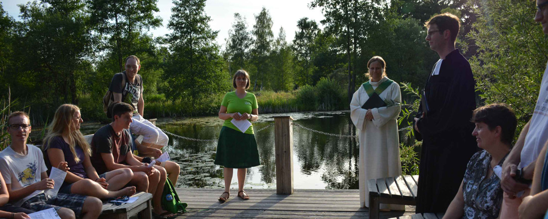Ökumenische Andacht am Teich mit dem Swahili Chor Bayreuth